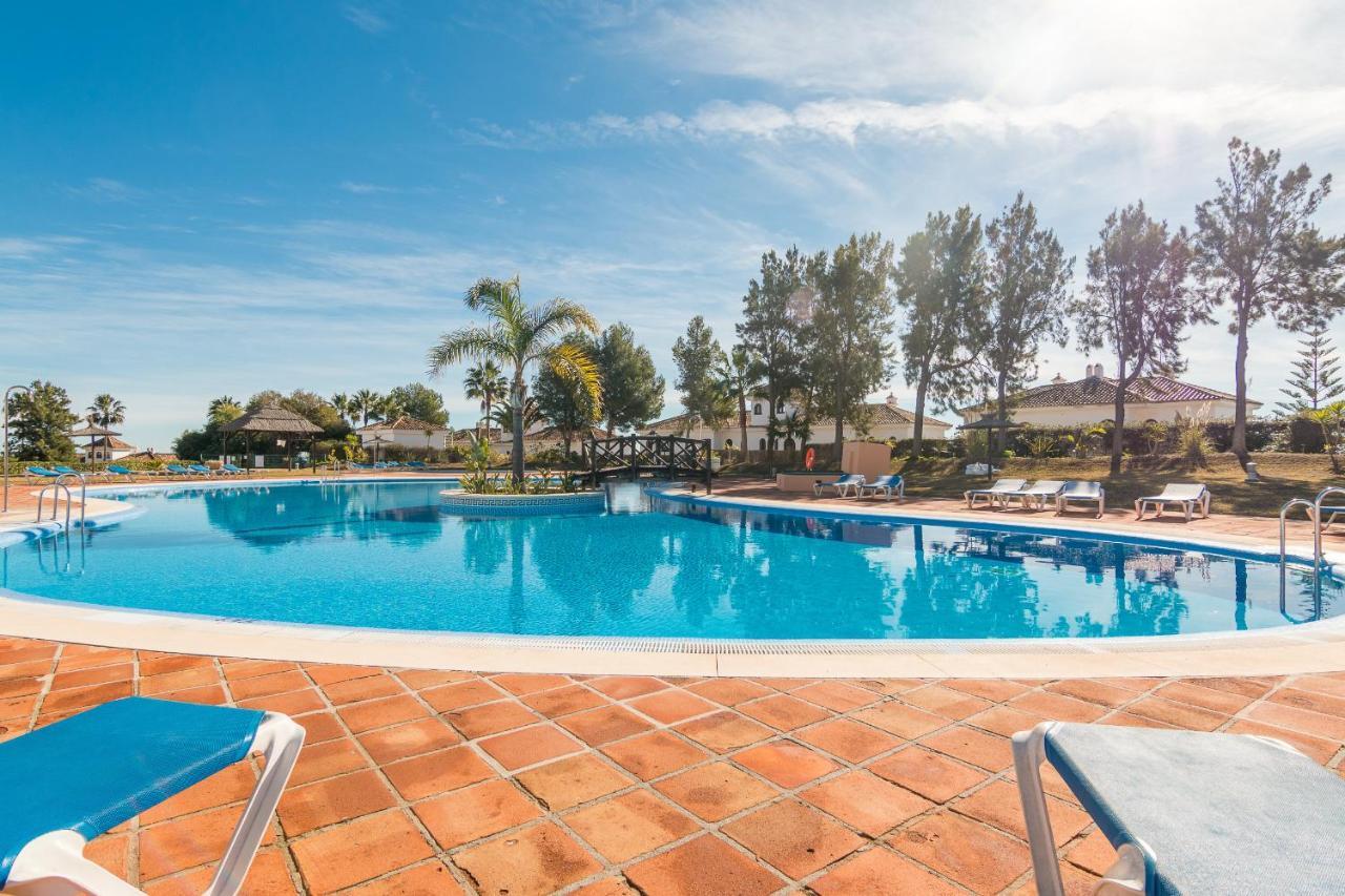 2258-Superb 1 Bedroom-Terrace And Sea View Castillo de Sabinillas Bagian luar foto